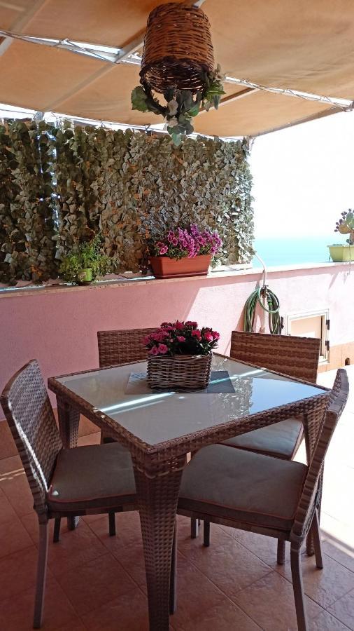 La Petite Maison Aci Castello Εξωτερικό φωτογραφία